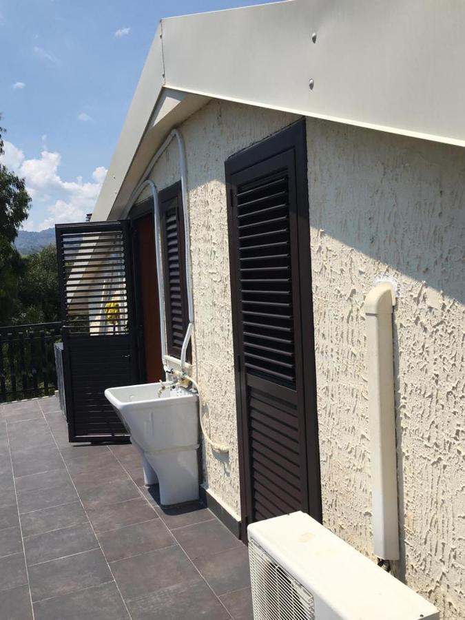 지아르디니낙소스 Beda House Panoramica E Tranquilla 빌라 외부 사진